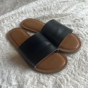 Black Flip Flop Slides